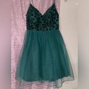This was my sophomore year homecoming dress. super pretty, I loved it!!